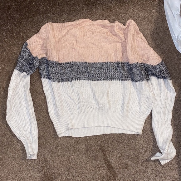 Garage sweater - Picture 2 of 2